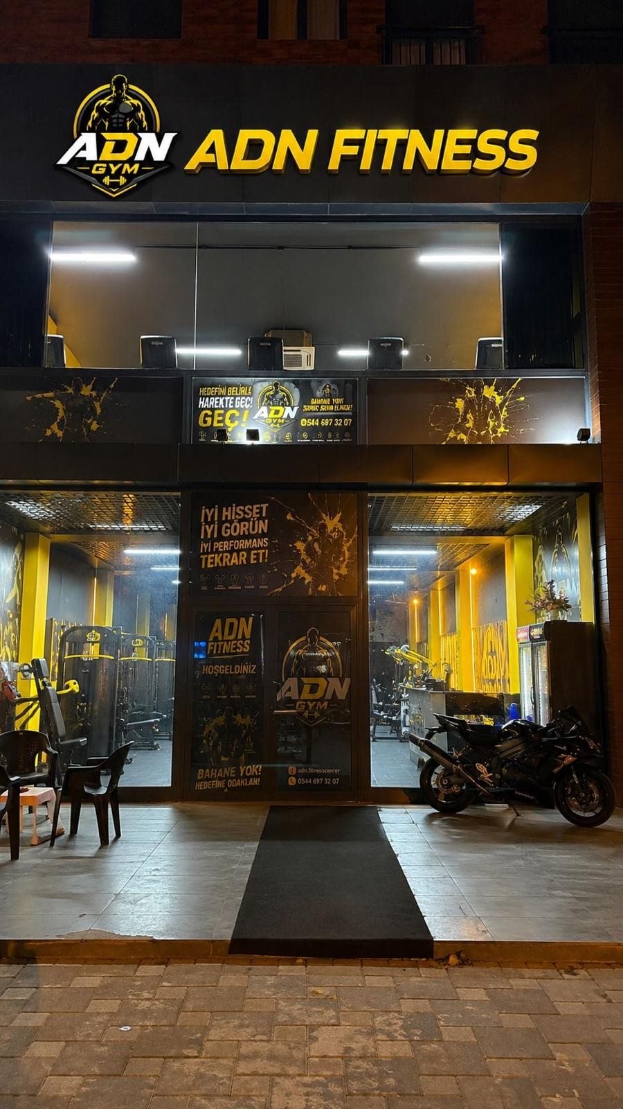 ADN Fitness Center dış cephesi, Sütçüler Caddesi No:62 Kepez